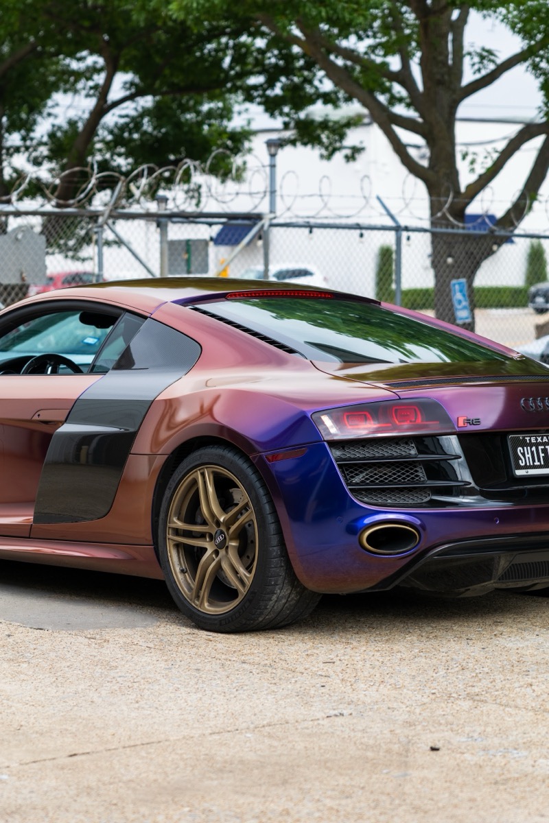 Deep-violet Audi R8 rear quarter polished to mirror finish